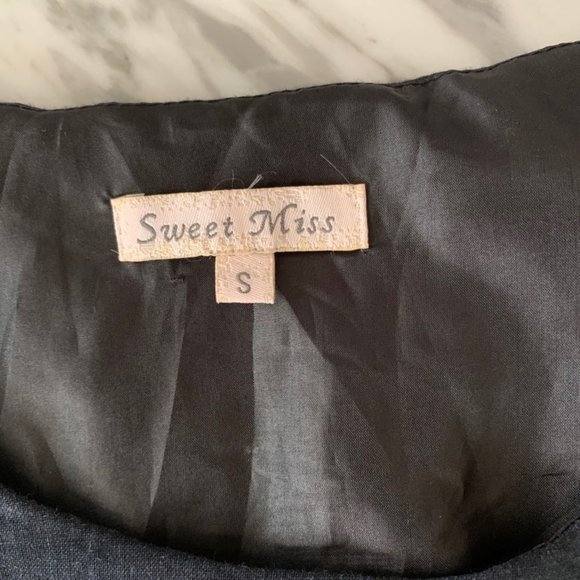 Bought in St. Lucia LINEN FLORAL DRESS - Picture 4 of 6